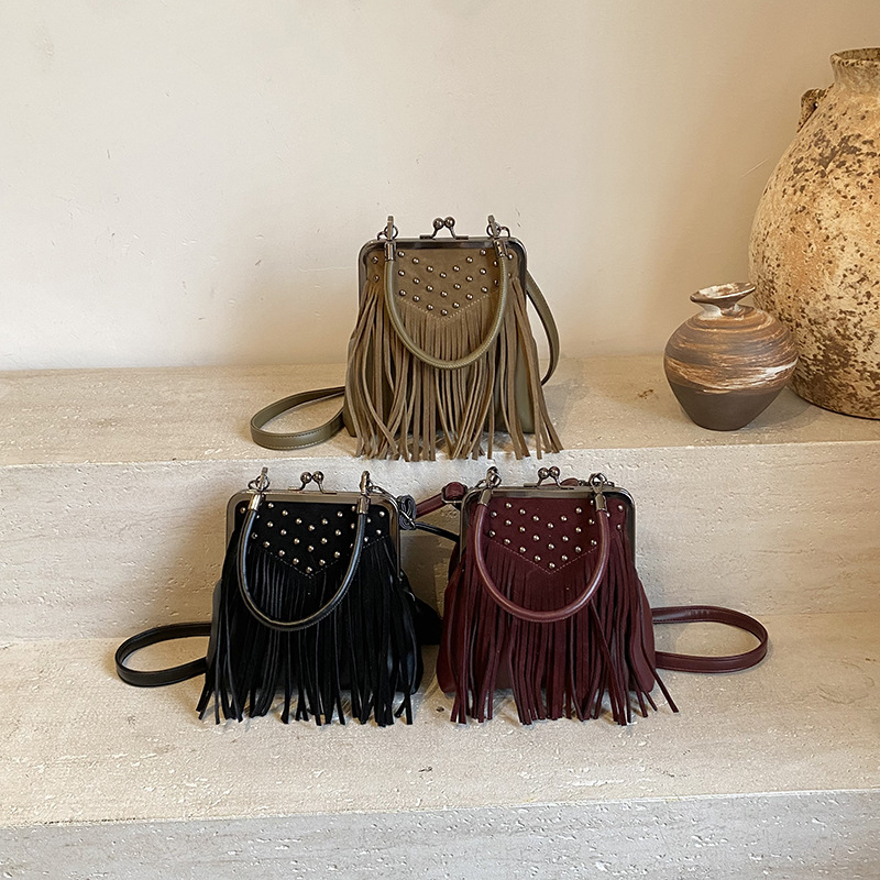 Moda feminina rebite bolsa de  - Vintage Fashion Collection avaliação e preço
